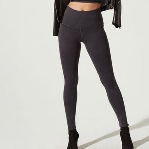 Avocado Vintage Fire Leggings in grey, size M/L